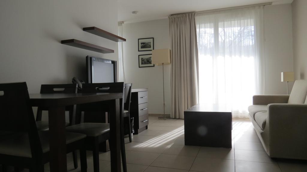 Residence Services Calypso Calanques Plage مارسيليا المظهر الخارجي الصورة